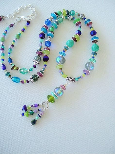 Boho Beads, Diy Armband, Colorful Necklace, Bead Necklaces, Long Necklaces, Necklace Ideas, Jewelry Making Ideas, How To Make Necklaces, Beading Ideas