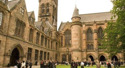 The University of Glasgow. Oh so slightly Hogwarts-esque! Montpelier France, Glasgow University, Dream College, Bologna Italy, University Life, Italy Aesthetic, Historical Place, Salamanca, Montpellier