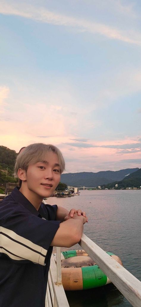 Seventeen Boyfriend Pics, Seungkwan Wallpaper Boyfriend, Seventeen Seungkwan Boyfriend Material, Seventeen Boyfriend Wallpaper, Woozi Boyfriend Material Wallpaper, Seungkwan Boyfriend Material Wallpaper, Svt Boyfriend Material Wallpaper, Seventeen Seungkwan Boyfriend, Boo Seungkwan Boyfriend Material