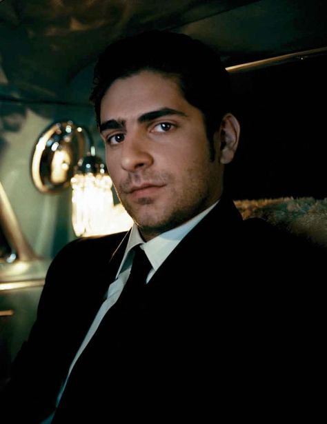 Michael Imperioli Christopher Moltisanti Sopranos HBO Buddhism Lion's Roar Shambhala Sun Movies TV Acting Andrea Miller Michael Imperioli, Christopher Moltisanti, Female Poets, Tony Soprano, The Sopranos, Goodfellas, Hbo Series, Vintage Hollywood, The Godfather