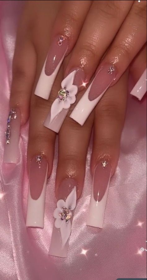 Long White French Tip Nails With Rhinestones, Long Acrylic Nails Mexican, Acrylic Nails Inspo Baddie, Baddie Nails Acrylic White, White Hello Kitty Nails, Simple Baddie Nail Ideas, Medium Baddie Nails, Copy And Paste Latina Nails, Nails Acrylic Hello Kitty