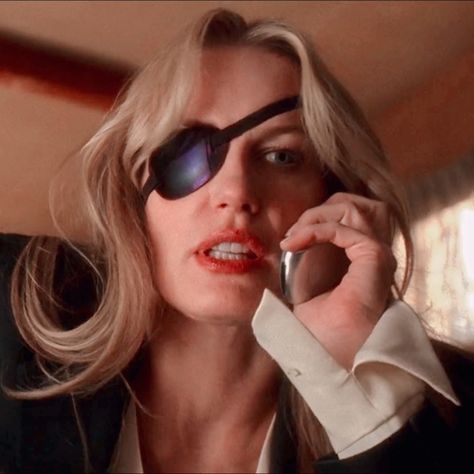 self-confident mafia woman 💋 Elle Kill Bill, Elle Driver Kill Bill, Mafia Woman, Elle Driver, Daryl Hannah, Kill Bill, Halloween Inspo, Girl Crush, Character Illustration