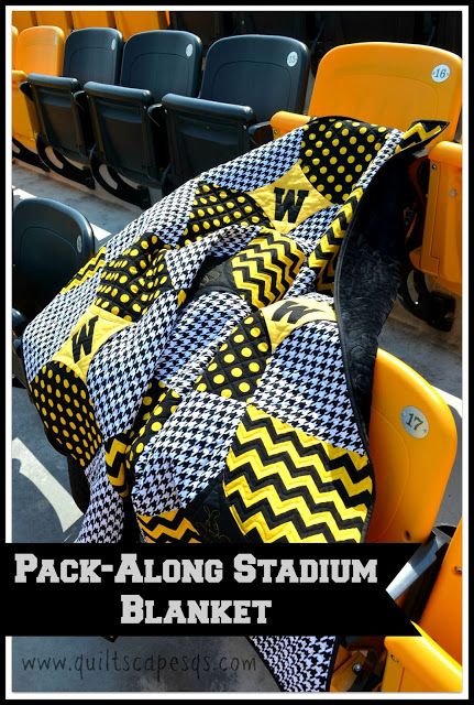 Stadium Blanket Diy, Sling Bag Pattern, Quilt Pictures, Summer Blush, Sports Quilts, Lap Quilt Patterns, Stadium Blanket, Sewing Quilts, Stars Quilt