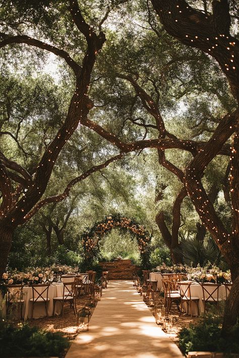 Create your dream ceremony under the stars with these enchanting outdoor wedding ideas! From twinkling lights to cozy seating, discover how to set the perfect romantic ambiance for your special day.   #OutdoorWedding #WeddingIdeas #DreamWedding #StarryNight #OutdoorCeremony #WeddingPlanning #BridalInspiration #WeddingDecor #RusticChic #NatureLovers #BohoWedding #WeddingInspo #CeremonyInspiration #UniqueWeddings #WeddingGoals Wedding Venue Ideas Forest, Earthy Outdoor Weddings, Outdoor Dusk Wedding, Wedding Venues Intimate, Aesthetic Outdoor Wedding, Cozy Outdoor Wedding Reception, Simple Wedding Venues Outdoor, Nature Wedding Inspiration, Wedding Under Weeping Willow Tree