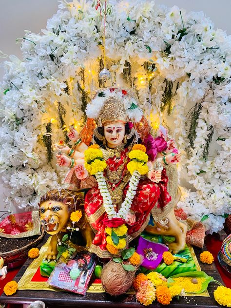 Decor for Navratri/Ganesh chaturti Durga Decoration At Home, Navratri Puja Decoration At Home, Navratri Mandir Decoration, Navratri Decor, Navratri Decoration, Navratri Puja, Mandir Decoration, Devi Images, Gate Decoration