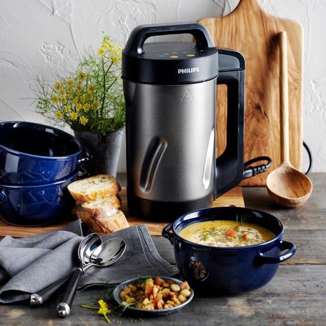 Why You Need the Philips Soup Maker This Winter: Review | Brit + Co Slow Cook Pot Roast, Cream Based Soups, Soup Maker Recipes, Pie Maker, Pizza Maker, Soup Maker, Professional Cooking, Cream Of Celery Soup, Smoothie Makers