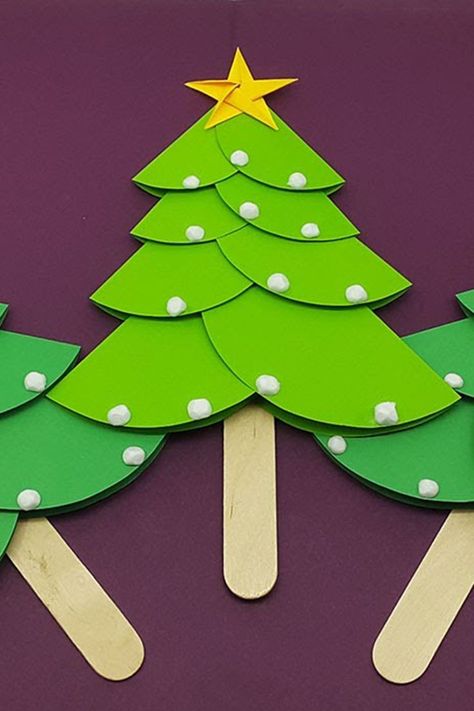 Christmas Tree Making With Paper, Christmas Tree Decorations Craft, 3 D Christmas Tree, How To Make A Christmas Tree, Construction Paper Christmas Tree, Christmas Tree With Paper, Diy 3d Christmas Tree, Tree With Paper, Paper Crafts Tutorial