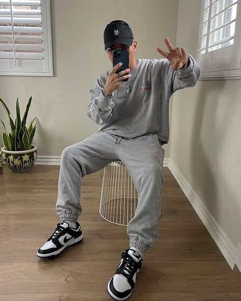 John on Instagram: “cozy set by @lavilleofficial 🌬🌪” Fit Pics Men Streetwear, Nike Dunks Outfit Men, Nike Dunk Low Outfit Men, Nike Dunk Low Outfit, Sneakerhead Outfits, Black Men Streetwear, Dunk Outfits, Panda Outfit, Dunk Outfit