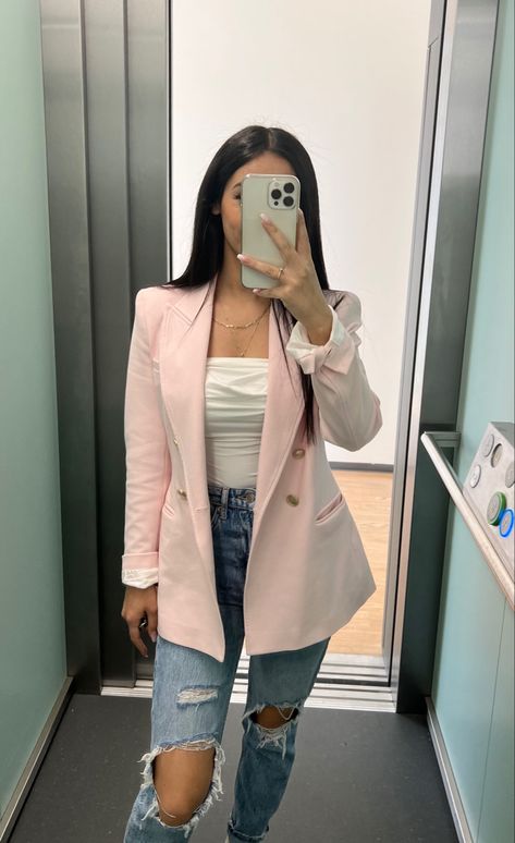 Look Blazer Rose, Outfit Blazer Rose, Easy Work Outfits Business Casual, Outfit Formal Mujer Juvenil, Pink Office Outfit, Outfit Formal Juvenil, Pink Casual Outfit, Stylish Business Outfits, Rose Outfit