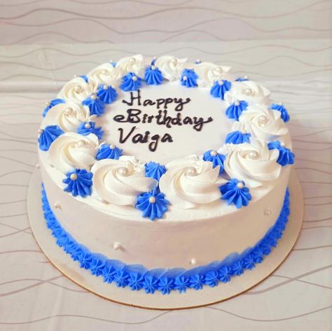 Butter Icing Cake Designs, Icing Cake Design, Birthday Cake For Women Simple, Modern Birthday Cakes, Whipped Cream Cakes, Pull Apart Cupcake Cake, Easy Ice Cream Recipe, Cake Decorating Icing, Singapore Photos