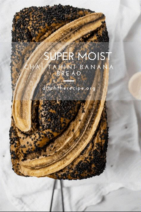 Super moist chai tahini banana bread - Ditch the Recipe Breakfast Banana Bread, Tahini Banana Bread, Chai Recipes, Strawberry Banana Bread, Breakfast Banana, Brownies Cake, Banana Bread Ingredients, Chai Recipe, Moist Banana Bread