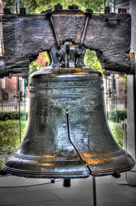 https://flic.kr/p/d4Djsf | Liberty Bell at Independence Hall in HDR - Philadelphia PA | Liberty Bell at Independence Hall in HDR - Philadelphia PA Independence Hall Philadelphia, West Philadelphia, Art Park, Pennsylvania Travel, Independence Hall, East Coast Travel, Coast Style, Senior Trip, Liberty Bell