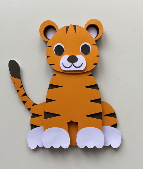 3D Layered Tiger SVG - Free File & Tutorial - Beejui Creations Tiger Craft, Aesthetic Paper, 3d Tiger, Orange Craft, Wood 3d, Cricut Mat, Tiger Crafts, Giraffe Crochet, 3d Svg