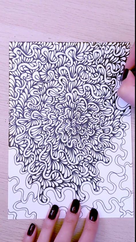 Simple Patterns To Draw, Full Page Doodle Pattern, Random Patterns Drawing, Zendoodle Patterns, Modele Zentangle, Pattern Doodle, Line Doodles, Zen Doodle Patterns, Doodle Books