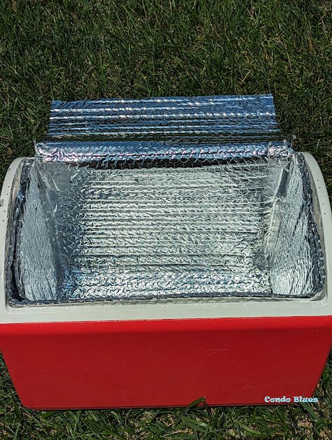 How to make an insulated DIY Yeti Style Cooler Cheap Cooler, Cooler Tricks, Expanding Foam Insulation, Homemade Cooler, Wood Cooler, Diy Cooler, Diy Sliding Door, Outdoor Cooler, Small Cooler