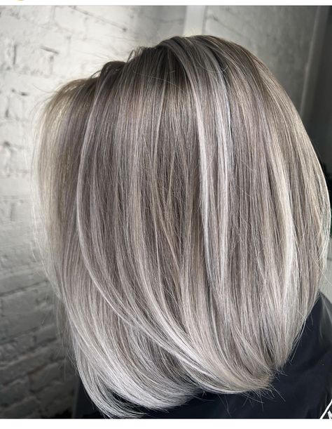 Gray Balayage On Blonde Hair, Best Hair Colour To Cover Grey, Blonde Highlights On Grey Hair, Ashy Grey Blonde Hair, Dark Blonde With Silver Highlights, Balyage Short Hair Ash Gray, Cold Blonde Highlights, Grey Balayage Straight Hair, Ashy Grey Balayage