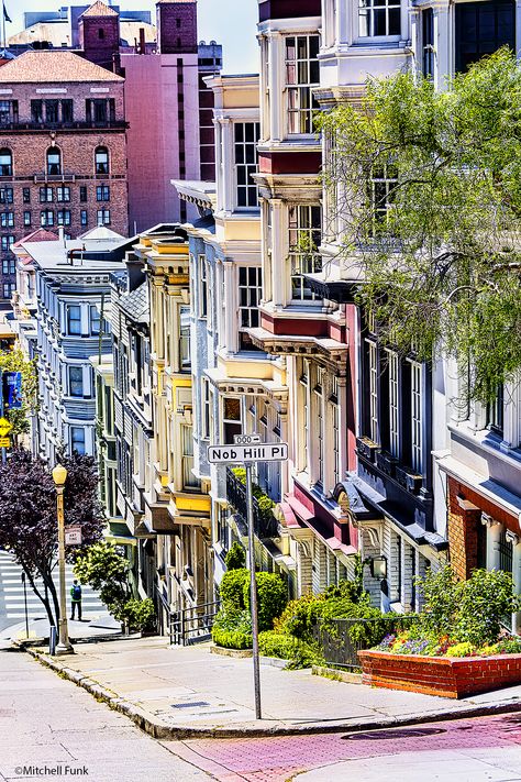 Nob Hill San Francisco, San Francisco Buildings, San Francisco Architecture, Usa San Francisco, San Francisco Photography, Summer Moodboard, San Francisco Streets, San Francisco Photos, Collage Pictures