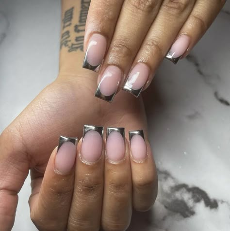 Silver French Tip Nails, Silver Tip Nails, Silver French Tip, Long French Tip Nails, Henna Nails, White Coffin Nails, Natural Nail Designs, French Tip Nail Designs, Acrylic Nail Set