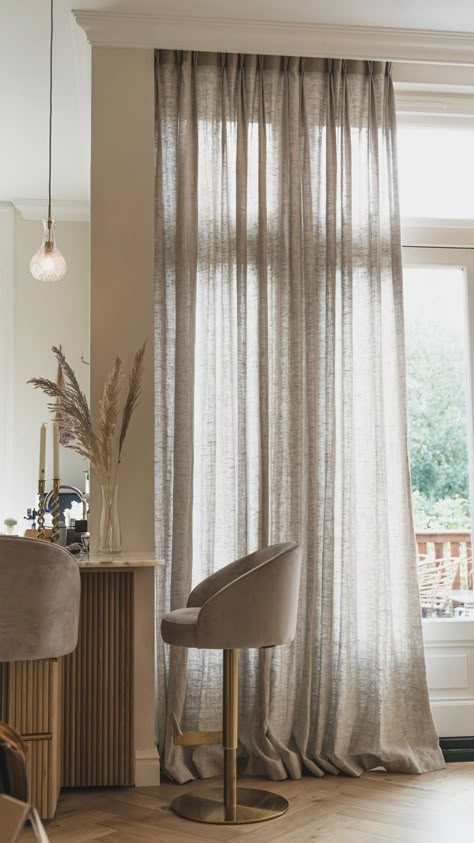 Linen Roman Blinds, Linen Curtains Living Room, Modern Vintage Living Room, Natural Linen Curtains, Sheers Curtains Living Room, Decor For Windows, Glam Living Room Decor, Mosquito Protection, Half Price Drapes