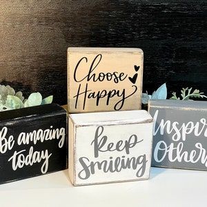 Wood Block Signs, 2x4 Crafts, Mini Farmhouse, Block Signs, Scrap Wood Crafts, Wood Block Crafts, Wooden Signs Diy, Block Craft, Scrap Wood Projects