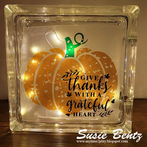 Fall Glass Block Ideas, Thanksgiving Glass Blocks, Fall Glass Blocks, Fall Glass Blocks With Lights, Halloween Glass Blocks, Lighted Glass Blocks Diy, Painted Glass Blocks, Christmas Glass Blocks, Woods Ideas