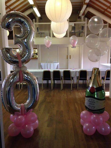 Balloon Column 15 15 Balloon Column Stand, Balloon Topiary, Balloon Pillars, Champagne Balloons, Balloon Numbers, Balloon Letters, Balloon Tower, Balloons Decoration, Anniversaire Diy