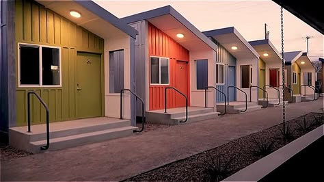 Tiny House Village in Albuquerque Small Apartment Building, Tiny House Village, Tiny House Talk, House Village, Tiny House Layout, Tiny House Community, Exterior Bloxburg, Paint Modern, Interior Vintage