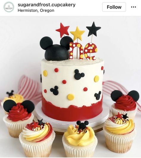 Kue Mickey Mouse, Birthday Cake Mickey Mouse, Mickey Mouse Ideas, Bolo Do Mickey Mouse, Cake Mickey Mouse, Mickey Birthday Cakes, Γενέθλια Mickey Mouse, Mickey Mouse Birthday Theme, Mouse Birthday Cake