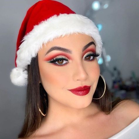 Reindeer Makeup, Christmas Makeup Simple, Xmas Makeup, Christmas Eyeshadow, Christmas Eye Makeup, Cute Eyeshadow Looks, Christmas Makeup Look, Holiday Makeup Looks, Winter Makeup