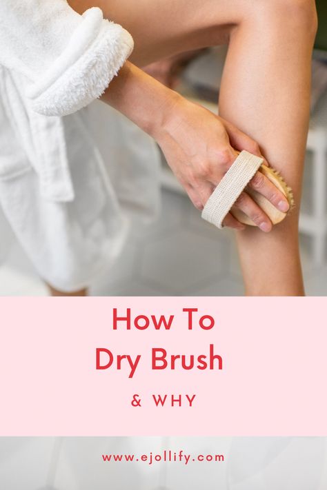 Unlike many of the skincare steps we practice daily, dry brushing is a pretty hands-on no-fuss activity. There are many benefits of dry brushing. You can exfoliate your body and get rid of dead skin cells. Your skin looks and feels smoother! Read on to learn how to dry brush your skin and body and the many benefits of dry brushing! Dry brushing benefits | dry brushing skin | how to dry brush skin lymphatic system | how to dry brush Dry Scrubbing Brush, Dry Brushing Guide, Facial Dry Brushing, How To Dry Brush Skin, Dry Brushing Before And After, Dry Brushing Benefits, How To Dry Brush, Benefits Of Dry Brushing, Skincare Steps