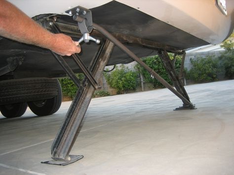 The STEADYfast Stabilizing System stops the shaking in parked fifth wheel and RV travel trailers. It is a very easy to use system. Rv Stabilizer, Trailer Stabilizer, Camper Maintenance, Pop Up Trailer, Rv Travel Trailers, Trailer Life, Rv Tips, Rv Trailer, Fifth Wheels