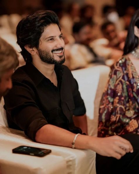 Dq Salman Wallpaper Hd Black, Dulquer Salman Photoshoot Hd, Ilayathalapathy Vijay Cute Images, Dulquer Salman, Sita Ramam, Dulquer Salmaan, Beautiful Blonde Hair, Amazing Science Facts, Most Handsome Actors