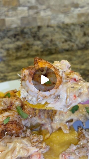 NAE’S GOURMET 👩🏽‍🍳 on Instagram: "Seafood Nachos Con Queso 🧀🌶️ • • • • #homemadetortillachips #seafoodnachos #crabandshrimp #nachosconqueso" Seafood Nachos New Orleans, Seafood Nachos Recipe, Munchies Food, Seafood Nachos, Shrimp Nachos, Nacho Recipes, Digital Cookbook, Homemade Tortilla Chips, Chicken Nachos