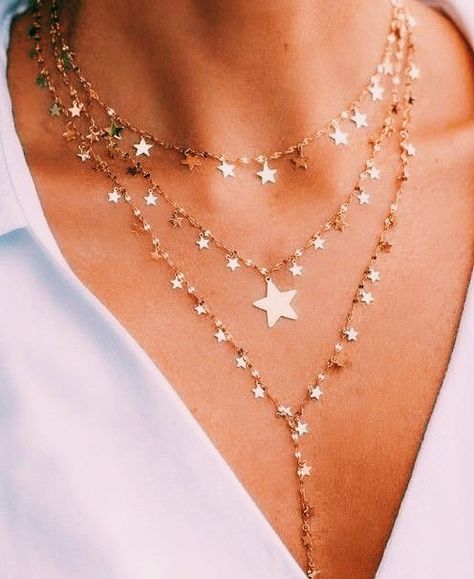 Golden Necklaces, Sun Child, Solid Necklace, Stars Necklace, Diamond Bar Necklace, Golden Necklace, Necklaces And Bracelets, Necklace Diamond, Diamond Bar