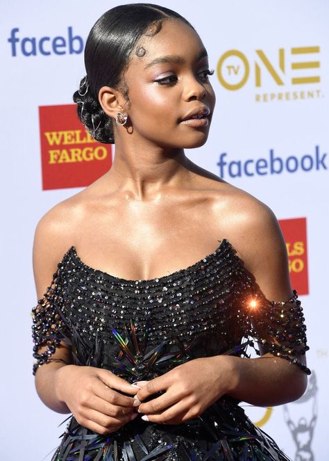 Marsai Martin Hairstyles, Marsai Martin, Celebrity Dresses Red Carpet, Laura Harrier, Mode Kimono, Black Celebrities, Pretty Prom Dresses, Celebrity Red Carpet, Gala Dresses