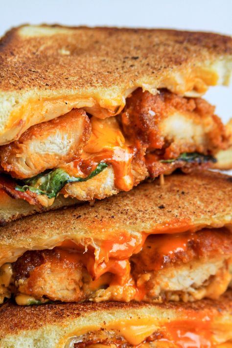 Mexican Grilled Cheese, Buffalo Chicken Melt Sandwiches, Buffalo Chicken Melt, Buffalo Chicken Panini, Chicken Melt Sandwich, Chicken Melt Recipe, Restaurant Moodboard, Buffalo Chicken Grilled, Spicy Grilled Cheese