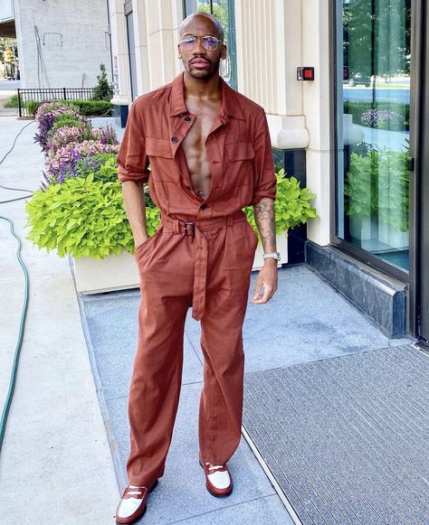 Jumpsuits Men, Utility Jumpsuit Outfit, Mens Jumpsuit, Bi Fashion, Work Jumpsuit, Nigerian Men Fashion, Wedding Outfit Men, Best Shoes For Men, Jumpsuit Men