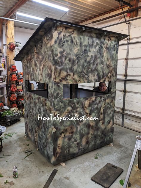 DIY Project - 5x5 Deer Blind with Stand | HowToSpecialist - How to Build, Step by Step DIY Plans Diy Deer Blind, Diy Dock, Deer Blind Plans, Deer Hunting Stands, Deer Blinds, Deer Stand Plans, Shooting House, Shed Frame, Hunting Stands