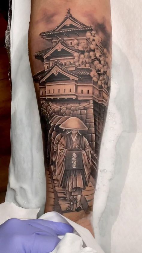 Monk Tattoo Design, Shaolin Tattoo, Buddhist Tattoo Sleeve, Monk Tattoo, Hirosaki Castle, Sacred Geometry Tattoos, Tattoos Owl, Tattoos Feather, Minimalist Tattoo Design