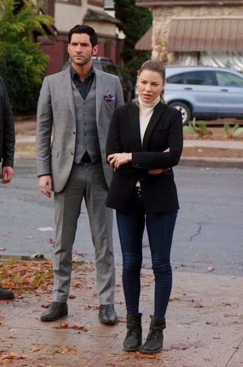 Movie Outfit, Chloe Decker, Tom Ellis Lucifer, Career Outfits, Lauren German, Dan Stevens, Taylor Kinney, Tom Ellis, Lucifer Morningstar