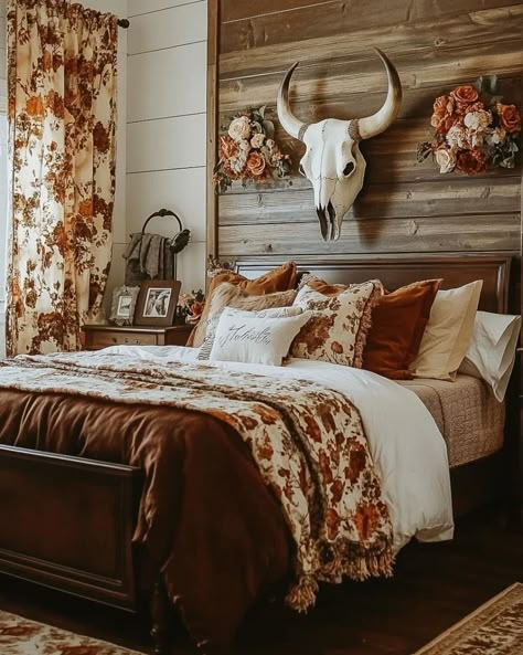 Dark Western Bedroom, Country Teen Bedroom, Cowgirl Bedroom Ideas, Western Boho Bedroom, Cowboy Bedroom, Cowgirl Bedroom, Western Bedrooms, Cowgirl Room, Girl Room Inspiration