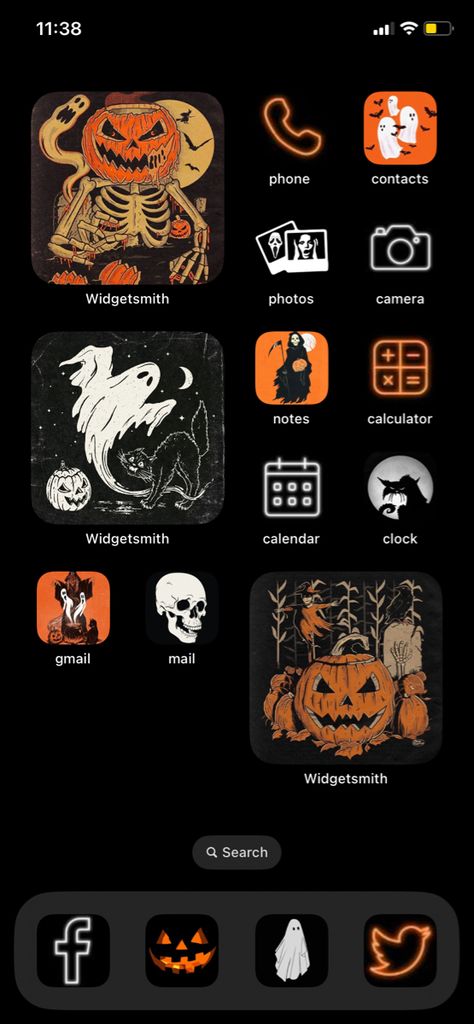 #spooky #halloween #icons #iphone Halloween Iphone Home Screen, Halloween Phone Aesthetic, Halloween Phone Theme, Halloween Iphone Layout, Gender Board, Apple Ecosystem, Lockscreen Ios, Widget Icons, Phone Theme