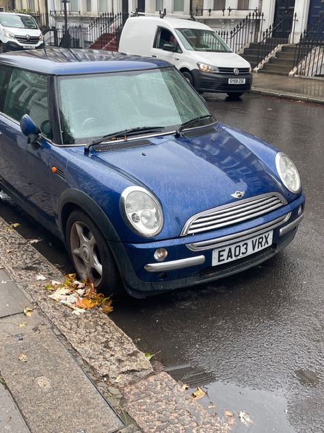 Ford Car Aesthetic, Blue Mini Cooper Aesthetic, Mini Cooper Aesthetic, Blue Mini Cooper, Mini Cooper One, Cooper Car, Mini Copper, London Fall, Mini Coopers