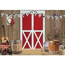 Cowgirl Birthday Party Decorations, Cowboy Scene, Country Themed Parties, Bbq Party Decorations, Red Barn Door, Barn Door Decor, Scene Photography, Event Photo Booth, Wooden Barn Doors