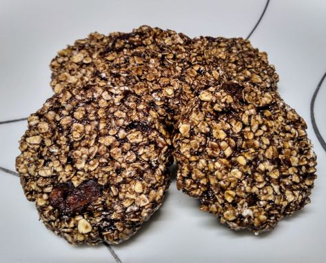 Built Bar Cookies (1 point) Built Bar Recipes, Ww Sweets, 1st Phorm, Recipe Hacks, Milk And Sugar, Ww Desserts, Weight Watchers Desserts, Sugar Free Syrup, Bar Cookies