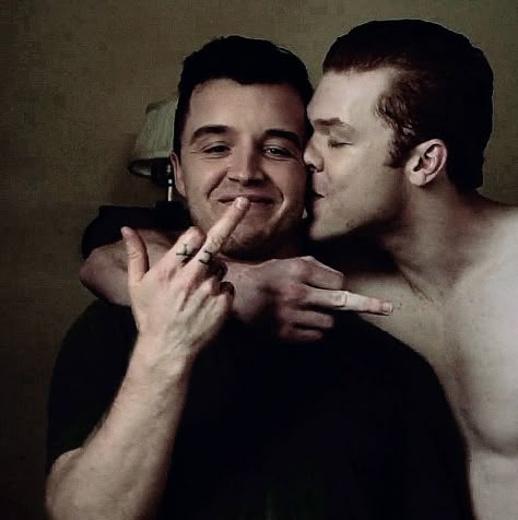 ian and mickey <3 Ian Mickey, Shameless Tv Series, Shameless Mickey, Shameless Scenes, Shameless Mickey And Ian, Shameless Characters, Ian Shameless, Shameless Tv Show, Ian And Mickey