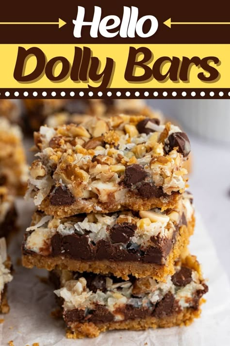 Hello Dolly Bars Without Coconut, Dilly Bars Recipe, Dolly Parton Bars, Hello Dolly Bars Recipe Easy, Wonder Bars Recipe, New Year’s Eve Brownies, Hello Dolly Bars Recipe Condensed Milk, Goodie Bars Recipe, Yum Yum Bars Recipe