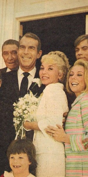 Fred MacMurray  (Steve Douglas) and Beverly Garland (Barbara Douglas) got married on My Three Sons in the 10th season (1969-70) Tina Cole, 60s Sitcoms, Don Grady, Beverly Garland, Tv Nostalgia, My Three Sons, Vintage Television, Wedding Movies, Classic Television