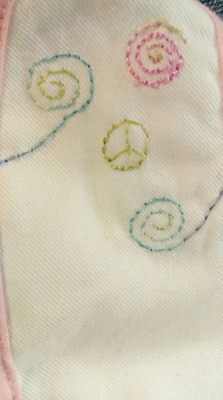 Peace Sign Embroidery, Swirl Embroidery, Peace Signs, Embroidery Ideas, Peace Sign, Hand Embroidered, Swirl, Embroidery Designs, Sun