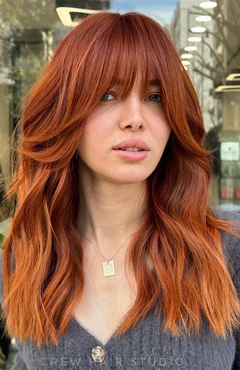 Copper Hair With Bangs, Orange Copper Hair, Short Orange Hair, Hair Color Bright, 70s Hair And Makeup, Bright Copper Hair, 2024 Haircuts, Carrot Hairstyles, 70s Hair